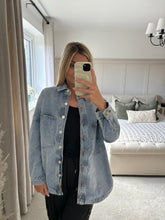 Load image into Gallery viewer, MILLIE FADED DENIM JACKET