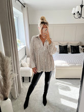 Load image into Gallery viewer, LILAH SEQUIN OVERSIZED BLOUSE